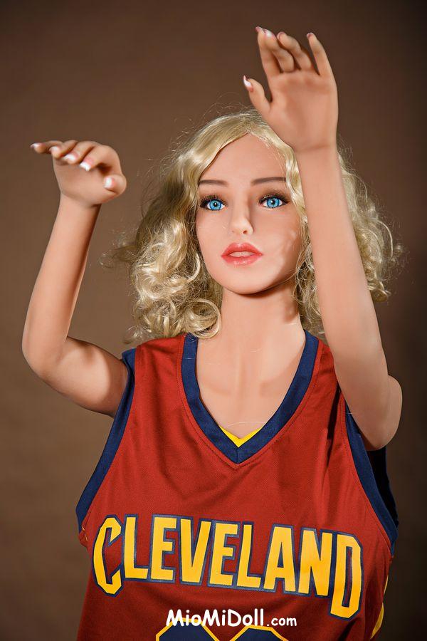 Hatti - Film Con Bambole Sessuali Realistiche 1 Hatti - Film Con Bambole Sessuali Realistiche