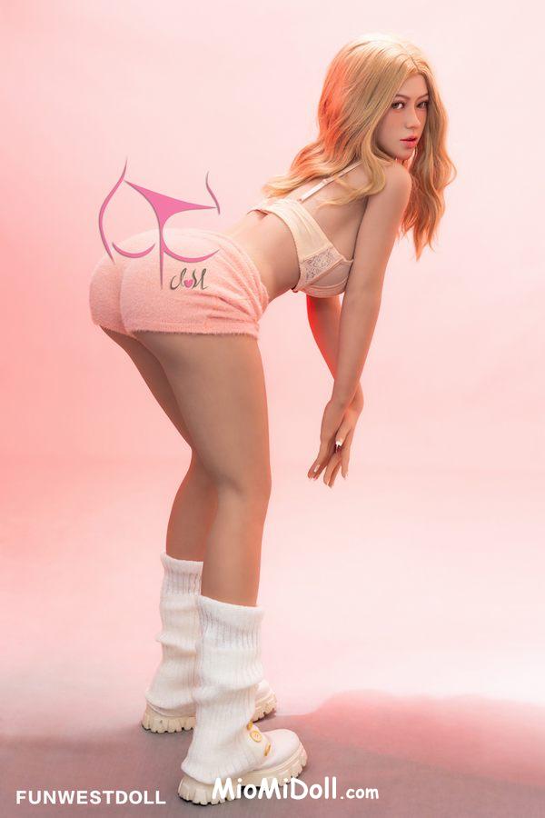 Eneida - Uomo Sborra Nella Bambola Sessuale 3 Eneida - Uomo Sborra Nella Bambola Sessuale