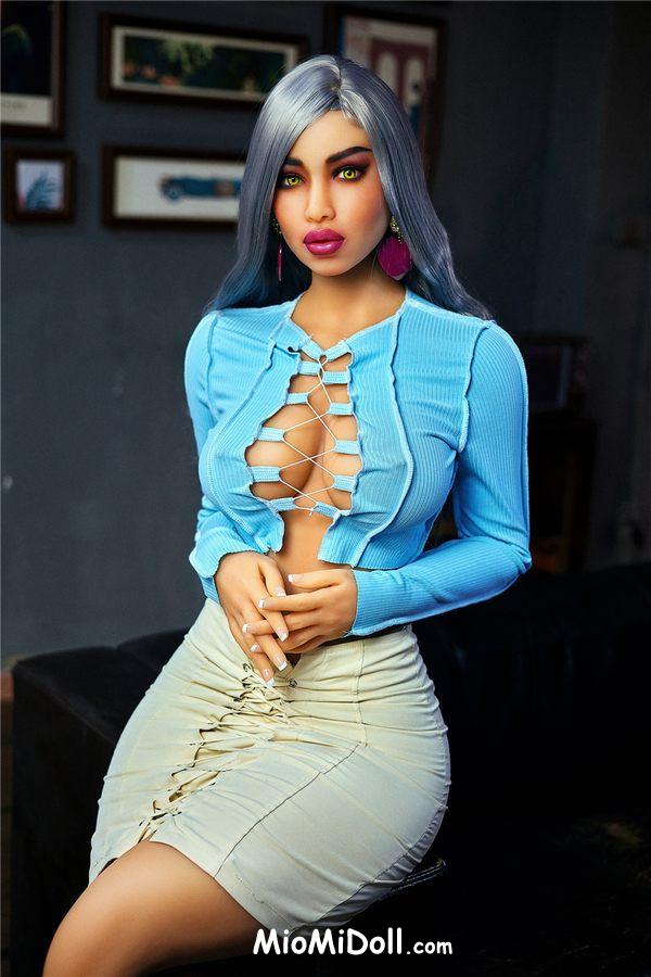 Conni - Bambola Cubana Video Porno 2026 4 Conni - Bambola Cubana Video Porno 2026