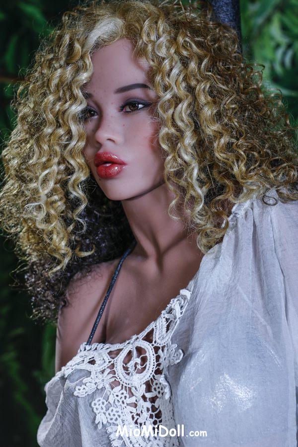 Lakia - Lesbica E La Sua Bambola Del Sesso 2 Lakia - Lesbica E La Sua Bambola Del Sesso