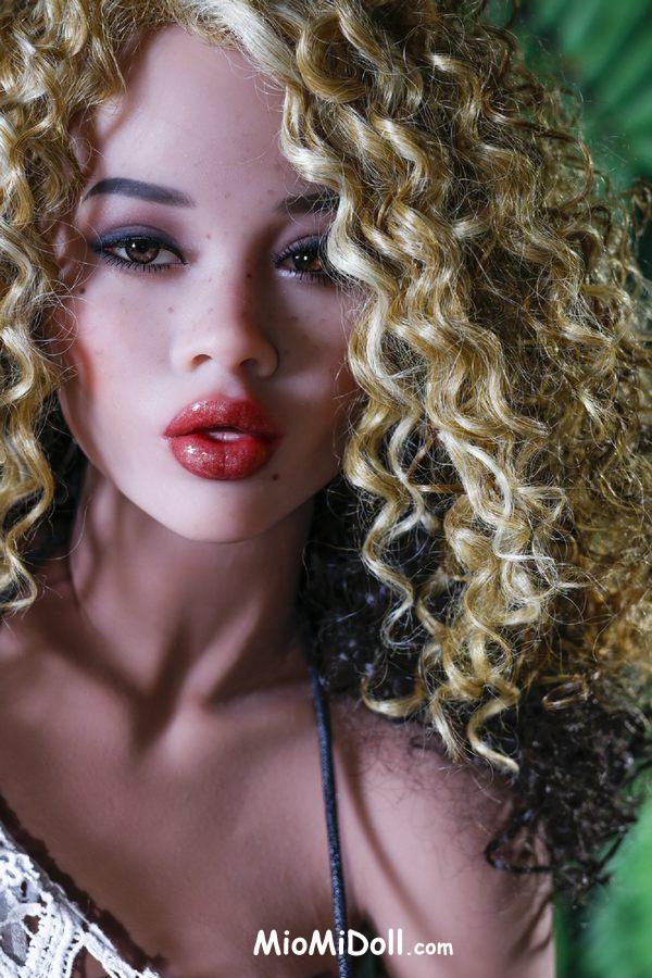 Lakia - Lesbica E La Sua Bambola Del Sesso 4 Lakia - Lesbica E La Sua Bambola Del Sesso