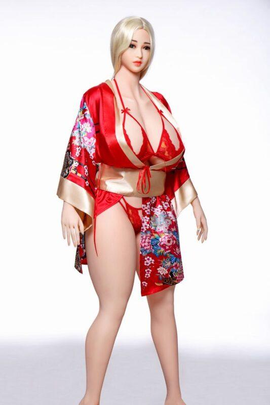 Jobie - Creampie Con Bambola Sessuale Petite