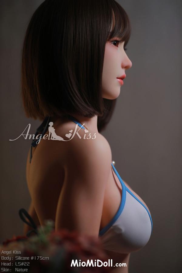 Lorine - La Mia Notte Con Una Bambola Sessuale 28 Lorine - La Mia Notte Con Una Bambola Sessuale