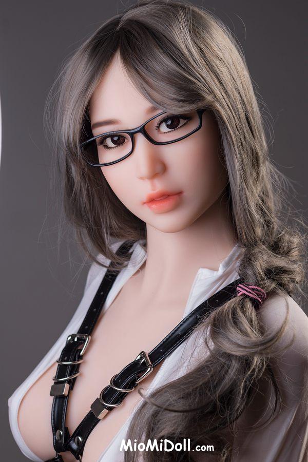 Jennie - Bambola Sessuale Di Altissima Qualità 5 Jennie - Bambola Sessuale Di Altissima Qualità