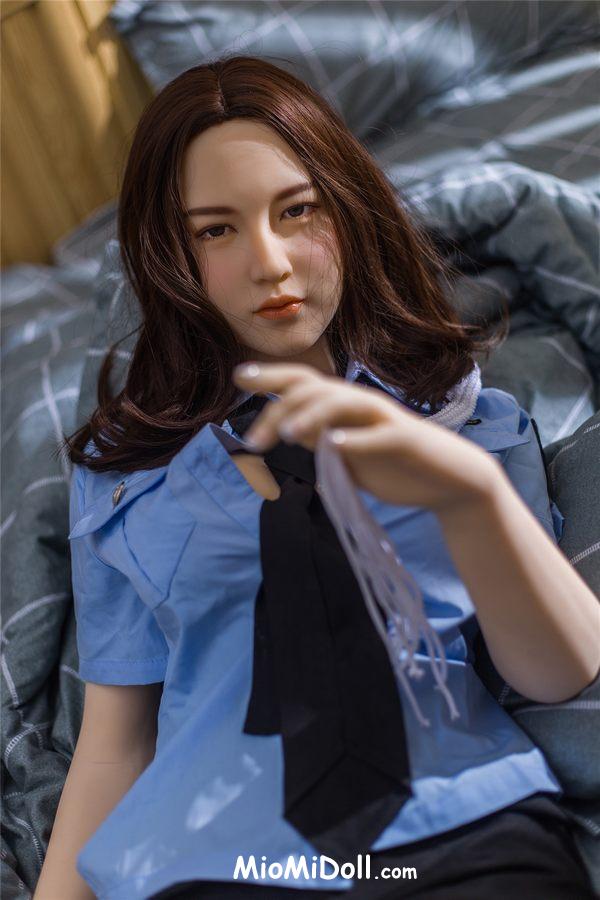 Shirl - Pulizia Di Una Bambola Sessuale Porno 13 Shirl - Pulizia Di Una Bambola Sessuale Porno