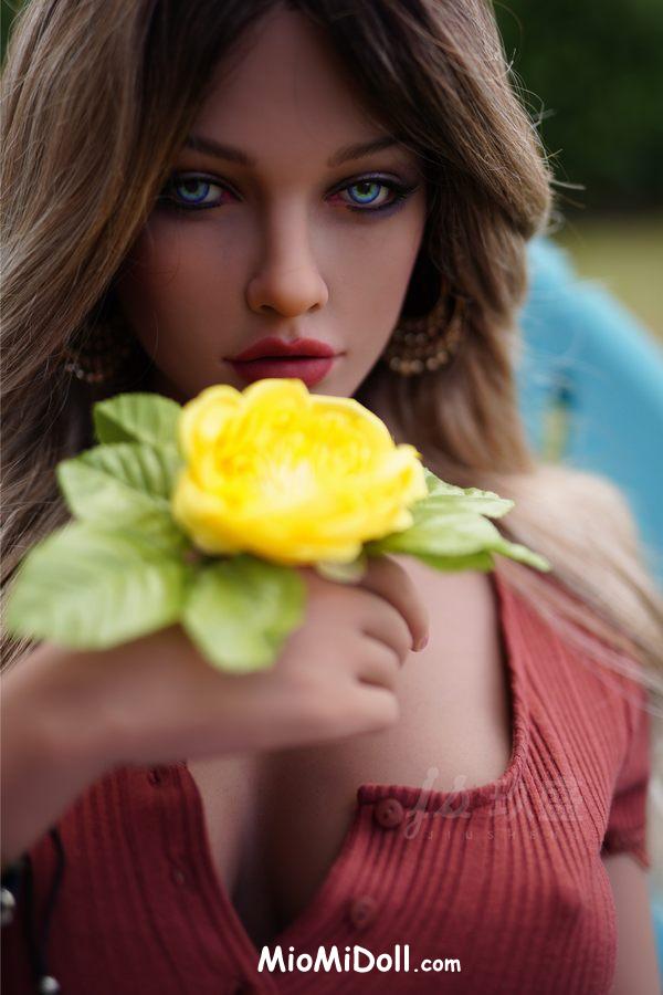 Raynell - Bambola Sessuale Dominique Porno 4 Raynell - Bambola Sessuale Dominique Porno