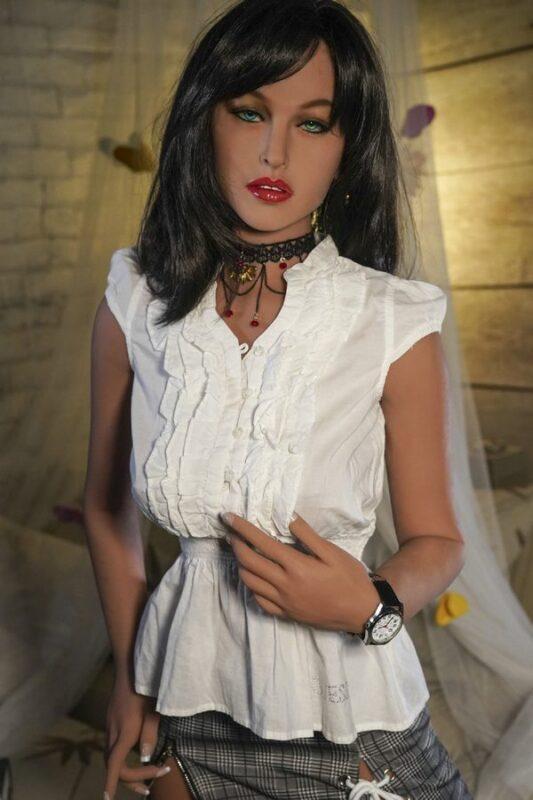 Eboni - Bambola Sessuale Sorella Giapponese