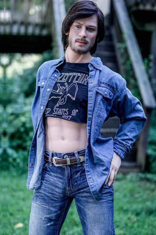 Bengt - Scopata Con Una Bambola Del Sesso Pelosa