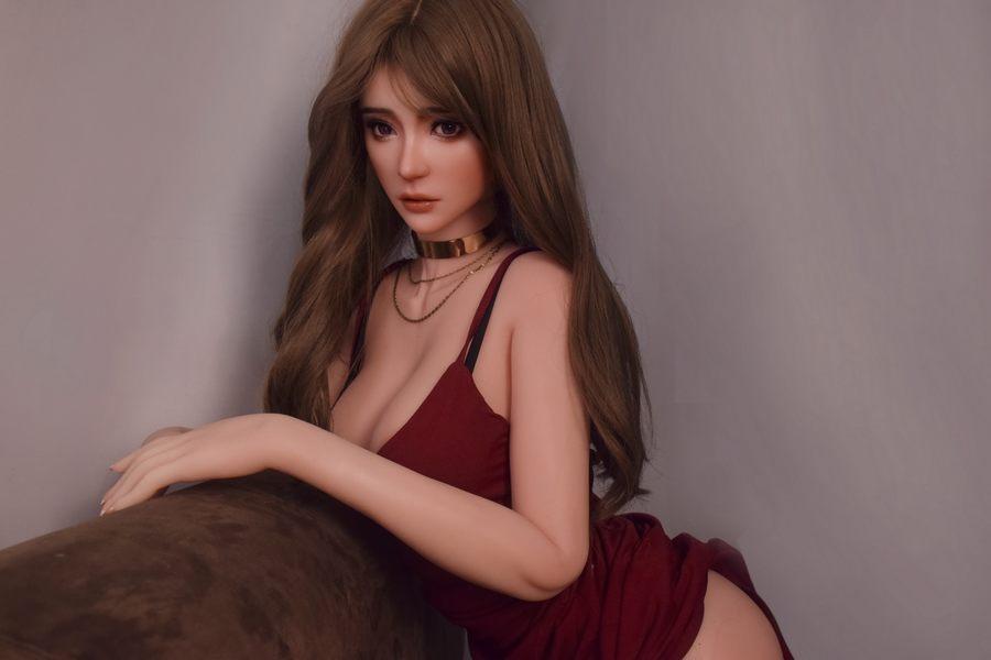 Audrey - Sesso Con Un Video Porno Con Bambola 4 Audrey - Sesso Con Un Video Porno Con Bambola