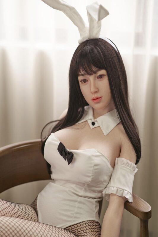 Mirna - Piccola Bambola Sessuale Giapponese