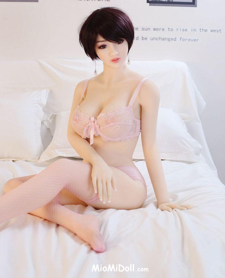 Wanetta - Porno Con Bambola Sessuale Molto Piccola 16 Wanetta - Porno Con Bambola Sessuale Molto Piccola