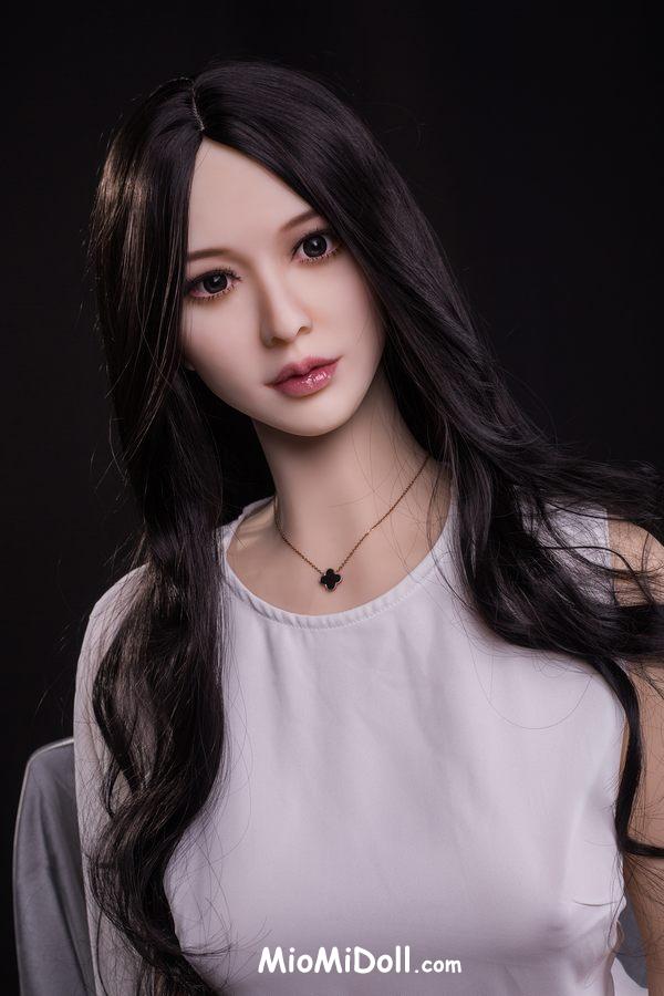 Sofie - Coppia E Porno Con Bambola Sessuale 11 Sofie - Coppia E Porno Con Bambola Sessuale