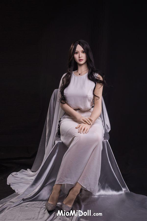 Sofie - Coppia E Porno Con Bambola Sessuale 12 Sofie - Coppia E Porno Con Bambola Sessuale