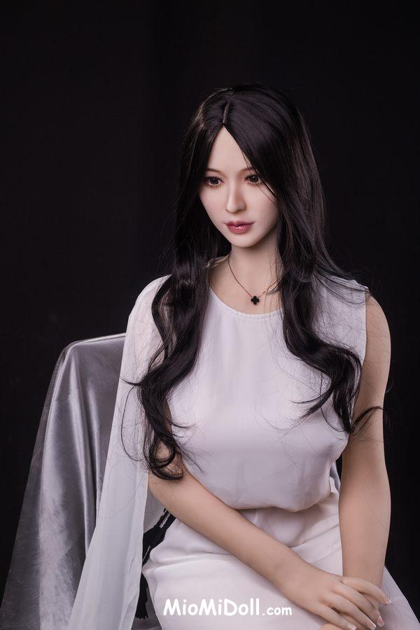 Sofie - Coppia E Porno Con Bambola Sessuale 14 Sofie - Coppia E Porno Con Bambola Sessuale