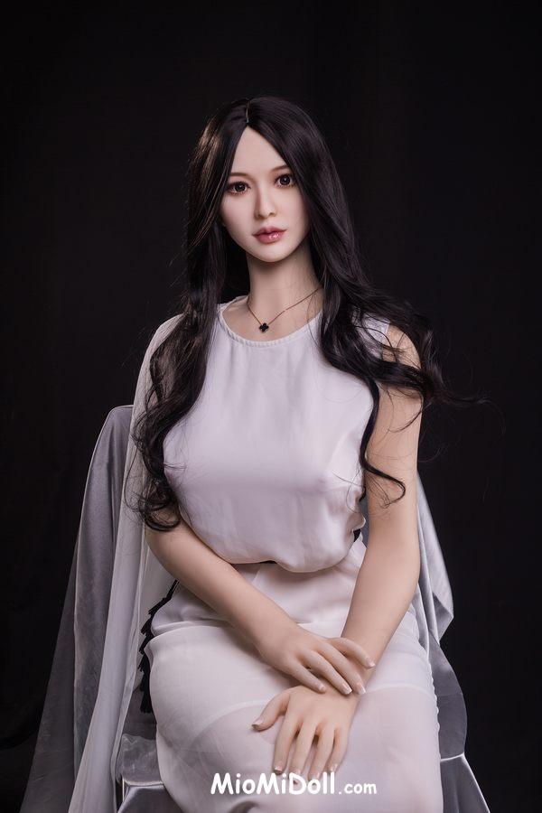 Sofie - Coppia E Porno Con Bambola Sessuale 1 Sofie - Coppia E Porno Con Bambola Sessuale