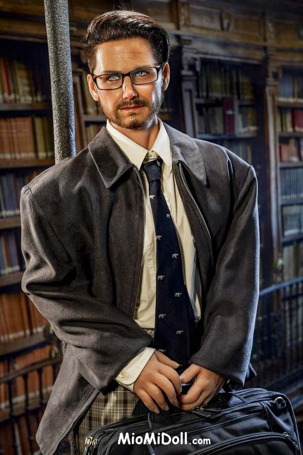 Benny - Scopata Con Una Bambola Del Sesso Di Kylie 11 Benny - Scopata Con Una Bambola Del Sesso Di Kylie