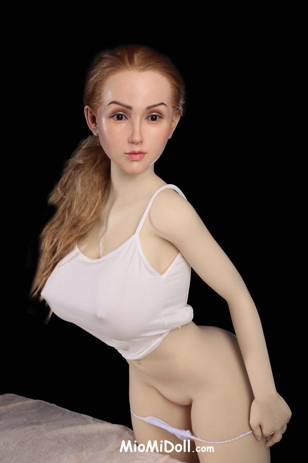 Malka - Bambola Sessuale Che Ti Cavalca 6 Malka - Bambola Sessuale Che Ti Cavalca