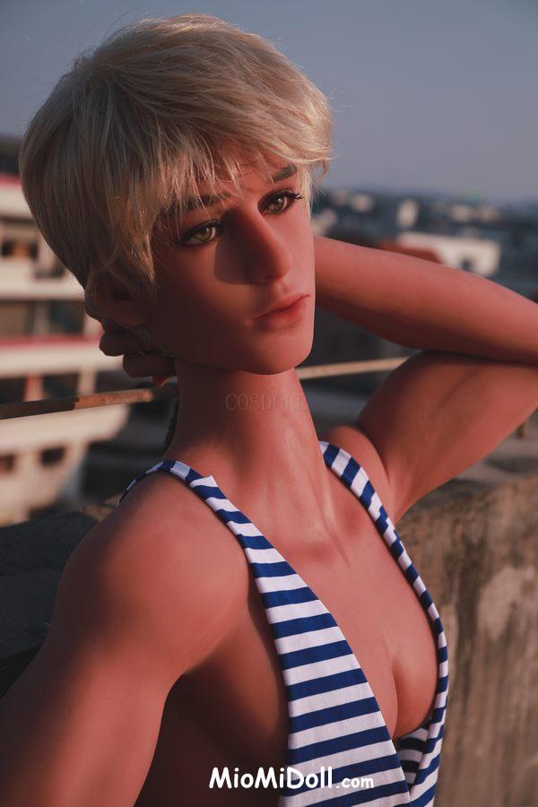 Blake - Scopare Una Bambola Sessuale Trans 9 Blake - Scopare Una Bambola Sessuale Trans