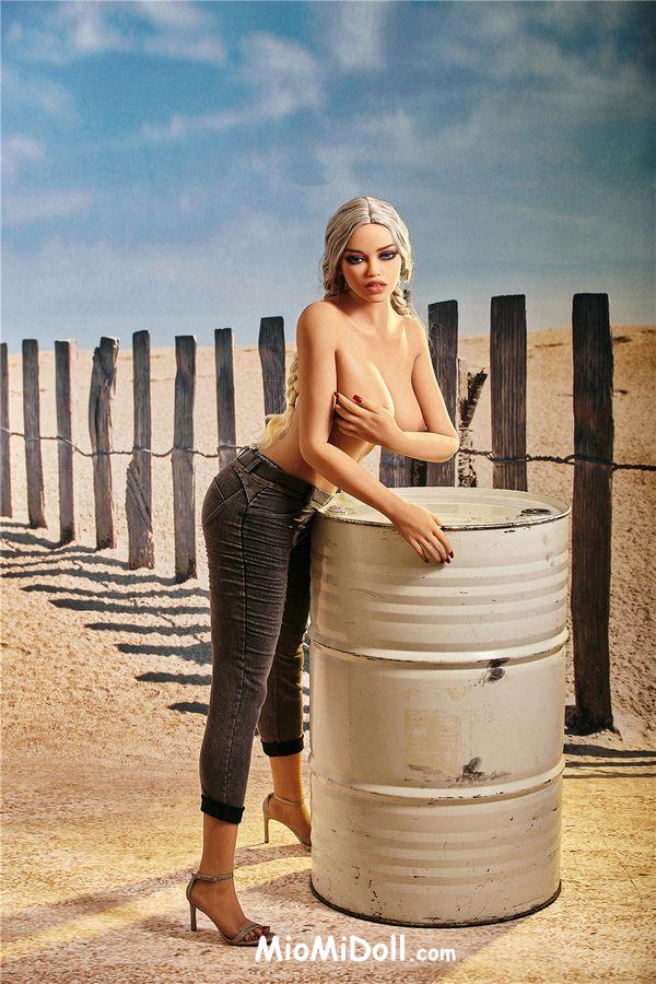 Beryl - Pupa Gonfiabile Con Tette Grandi Tumblr 10 Beryl - Pupa Gonfiabile Con Tette Grandi Tumblr