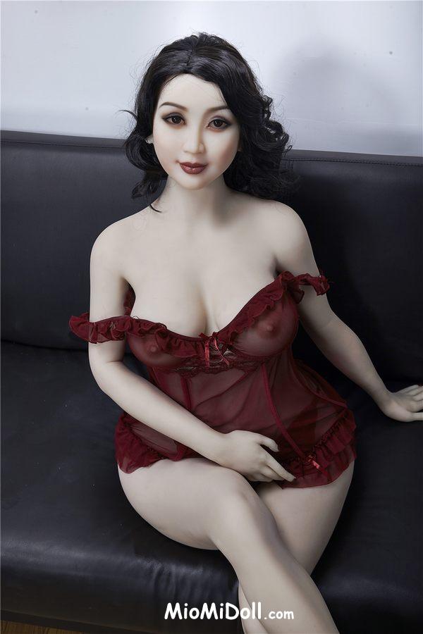 Bobbi - Scene Di Sesso Con La Bambola Bmw Kash 1 Bobbi - Scene Di Sesso Con La Bambola Bmw Kash