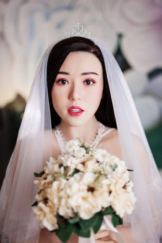 Manon - Truffa Del Magazzino Di Bambole Sessuali