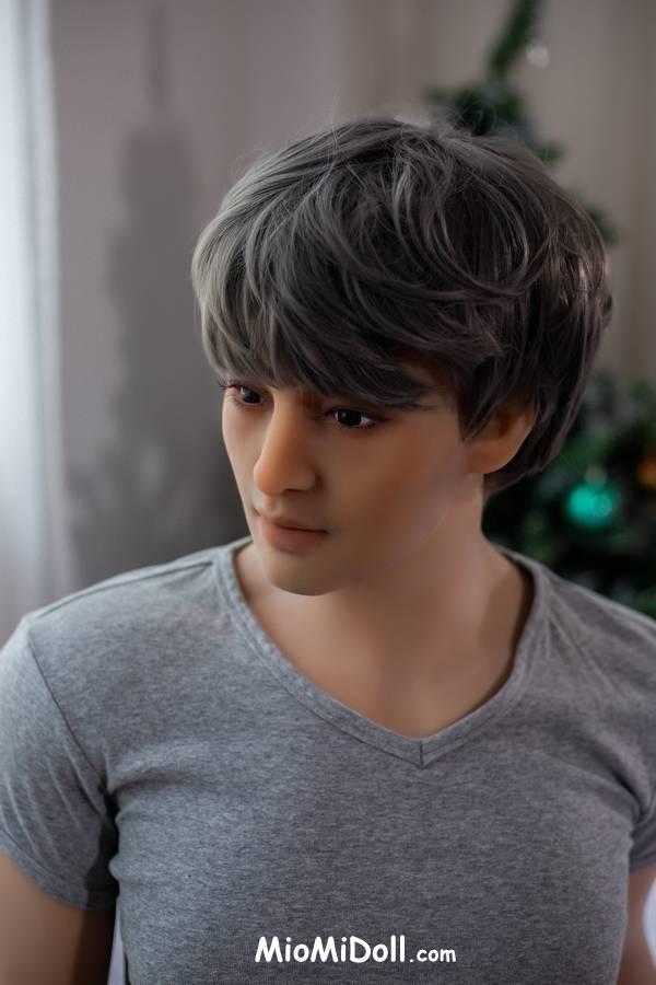 Levon - Video Di Bambole Sessuali Dominique 1 Levon - Video Di Bambole Sessuali Dominique