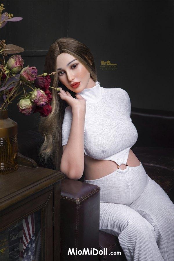 Ilyssa - Bambola Sessuale Carina Con Tette Nude 11 Ilyssa - Bambola Sessuale Carina Con Tette Nude