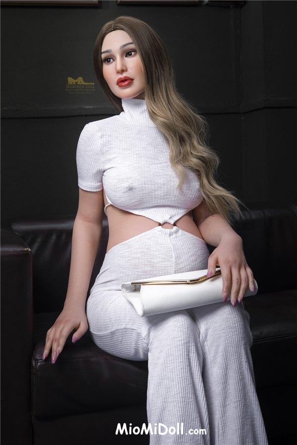 Ilyssa - Bambola Sessuale Carina Con Tette Nude 1 Ilyssa - Bambola Sessuale Carina Con Tette Nude