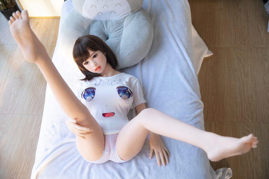 Moriah - Porno Bambola Del Sesso A Tre 2 Moriah - Porno Bambola Del Sesso A Tre