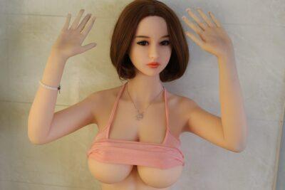 Kattie - Il Ragazzo Ha Sposato La Sua Bambola Sessuale. 18 sex doll demo wsxvf7