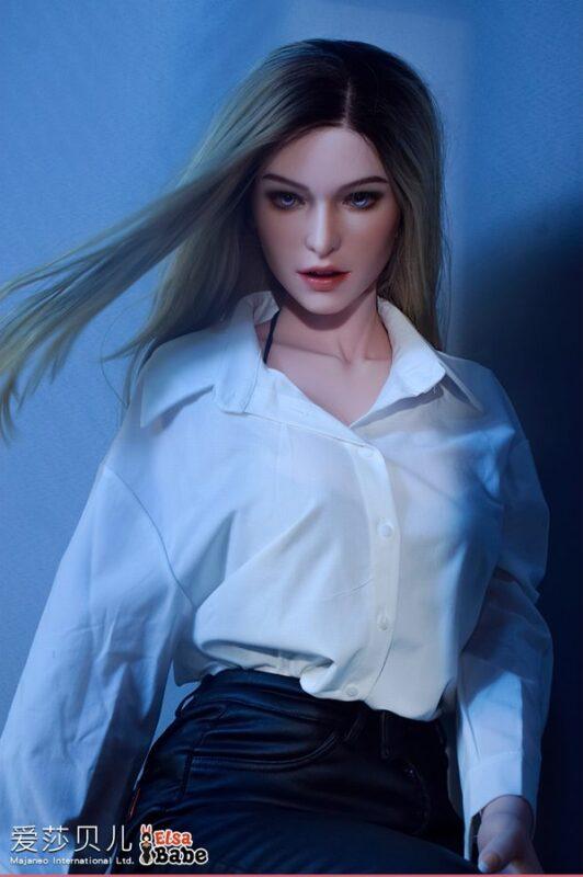 Armani - Fornitori Di Bambole Sessuali In Lattice