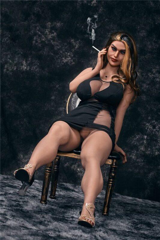 Becca - Bambola Sessuale Con Culo Grande Erome