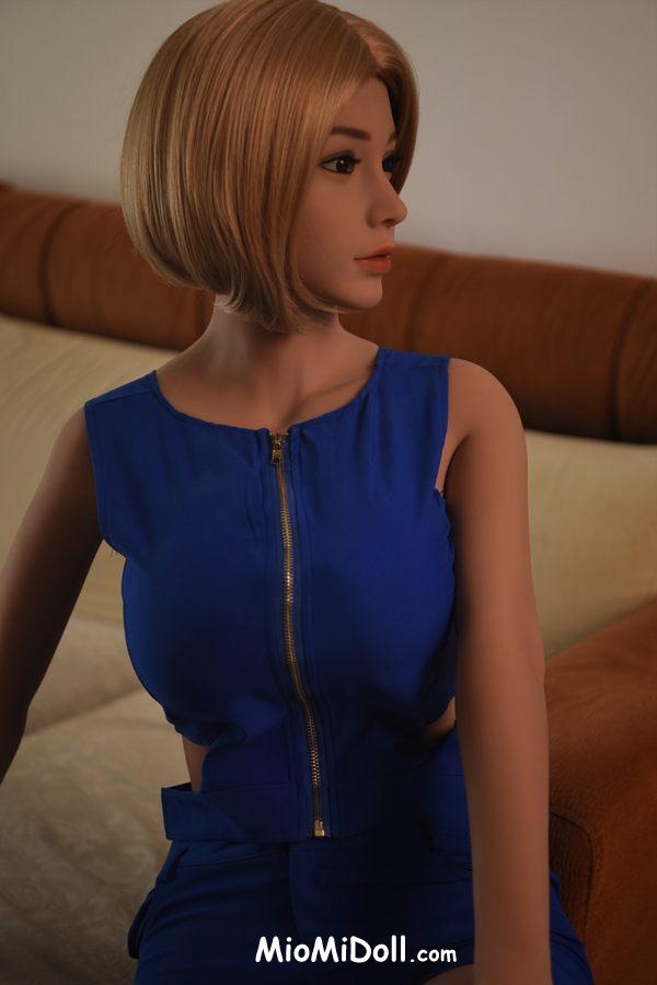 Keeley - Ragazzo Che Ha Sposato Una Bambola Sessuale 12 Keeley - Ragazzo Che Ha Sposato Una Bambola Sessuale