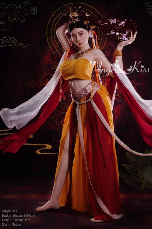 Hermine - Video Di Bambole Sessuali Futanari