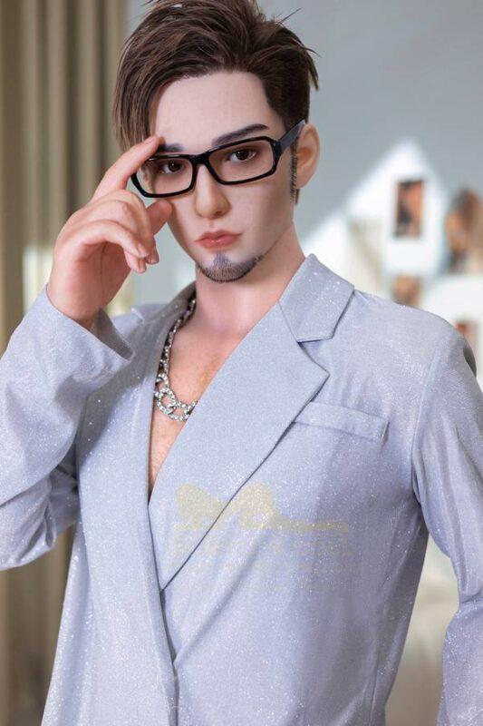 Jennifern - Mia Moglie Che Scopa Come Una Bambola Gonfiabile