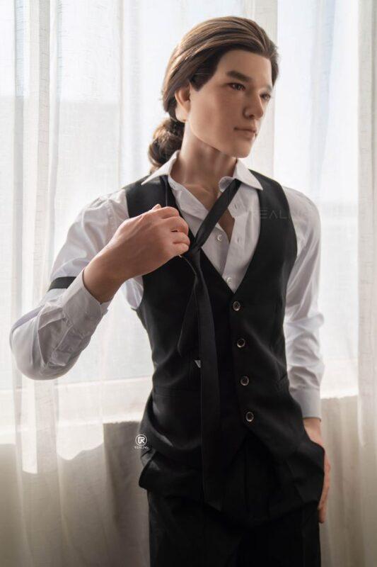 Oakley - Piccola Bambola Sessuale Che Scopa