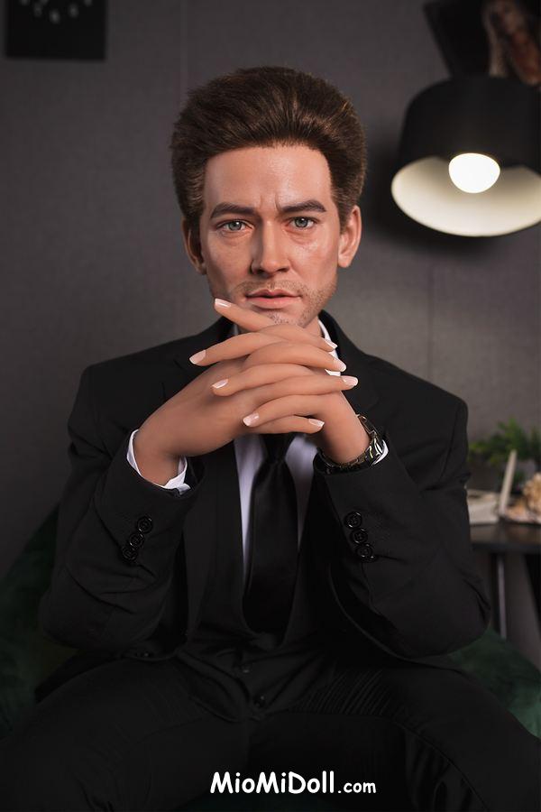 Lennon - Lesbica Con Una Bambola Sessuale 8 Lennon - Lesbica Con Una Bambola Sessuale