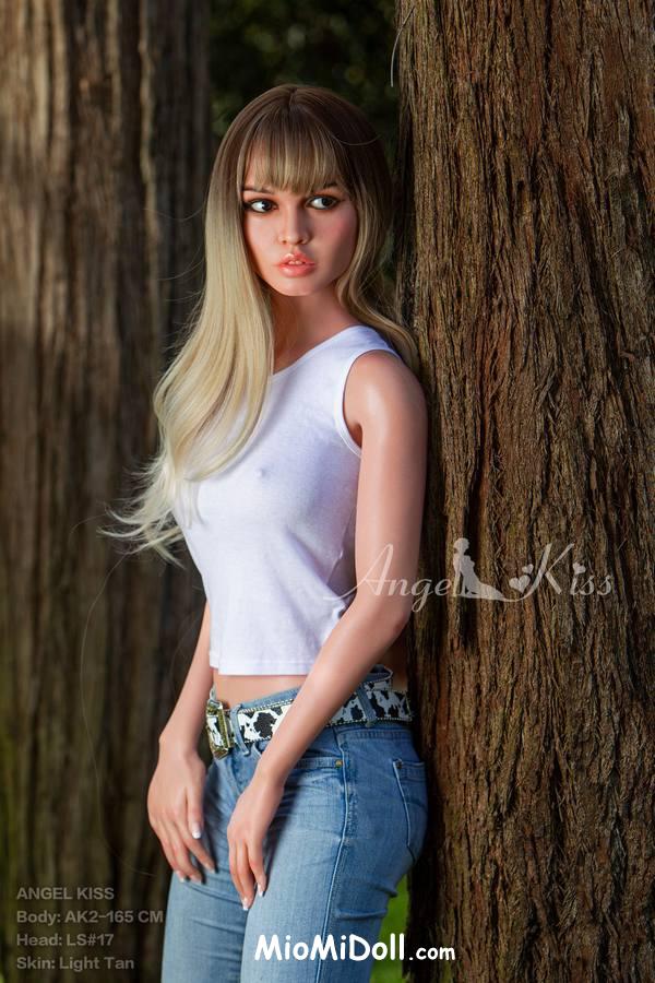 Blisse - Bambola Sessuale Lady Dei Videogiochi Scopata 2 Blisse - Bambola Sessuale Lady Dei Videogiochi Scopata