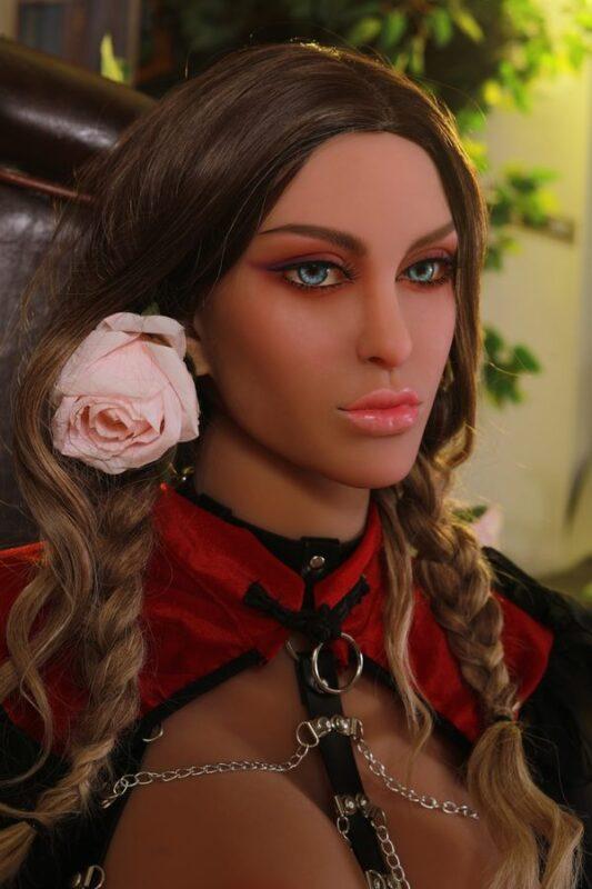 Hettie - Fottuta Bambola Del Sesso Petite