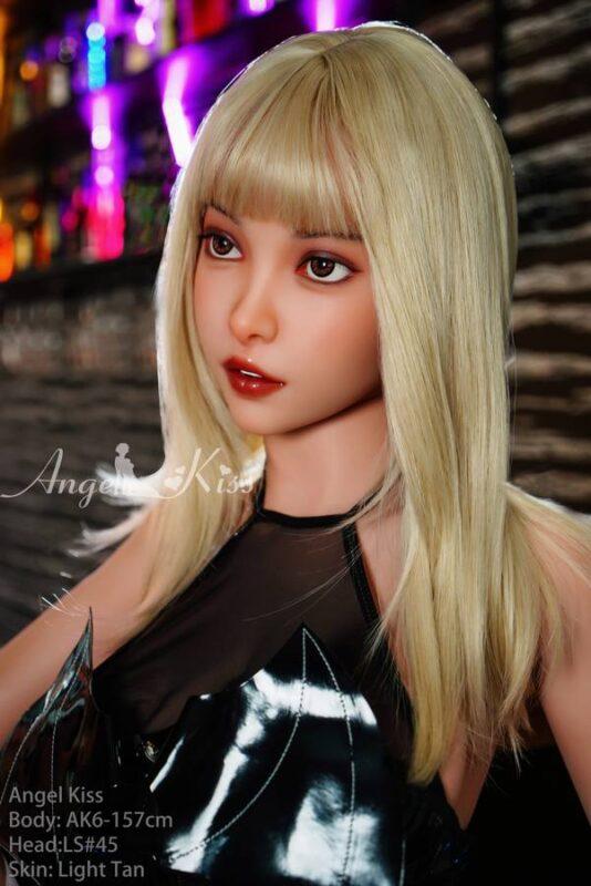 Belita - Bordello Di Bambole Sessuali In Francia