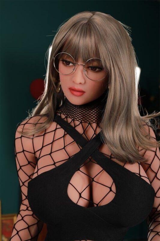 Kaylil - Video Di Bambole Del Sesso Del Cazzo