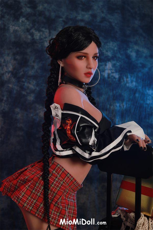 Dorcas - Video Porno Con Bambole Sessuali Reali 2 Dorcas - Video Porno Con Bambole Sessuali Reali