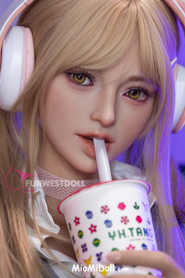 Ardelia - Pompino Con La Bambola Sessuale Asiatica 11 Ardelia - Pompino Con La Bambola Sessuale Asiatica