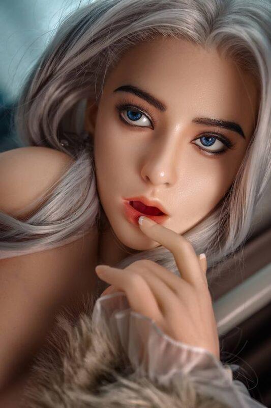 Beaulah - Casting Bambola Mia Divano Sesso