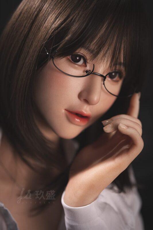 Makenna - Scena Di Sesso Con Bambola Gonfiabile Bmf