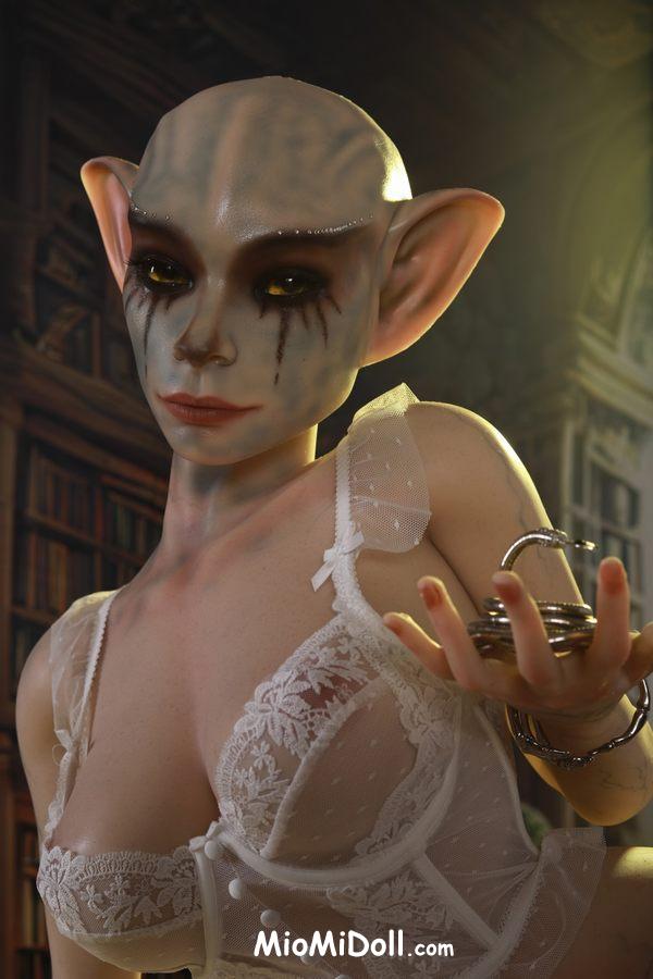 Deirdre - Brazzers Bambola Sessuale Nuovo Video 10 Deirdre - Brazzers Bambola Sessuale Nuovo Video