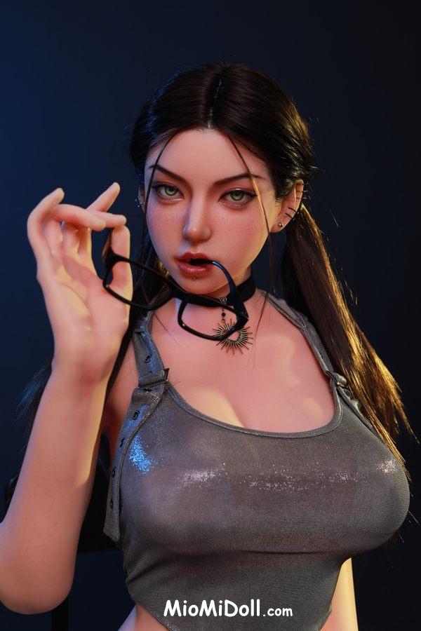 Diamond - Fakehub Bambola Sessuale Video Completo 1 Diamond - Fakehub Bambola Sessuale Video Completo