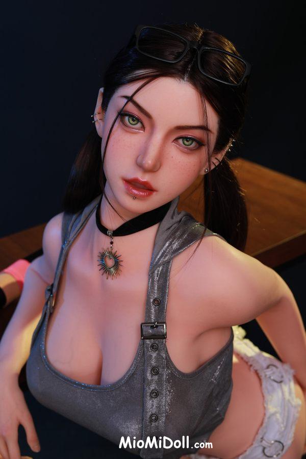 Diamond - Fakehub Bambola Sessuale Video Completo 17 Diamond - Fakehub Bambola Sessuale Video Completo