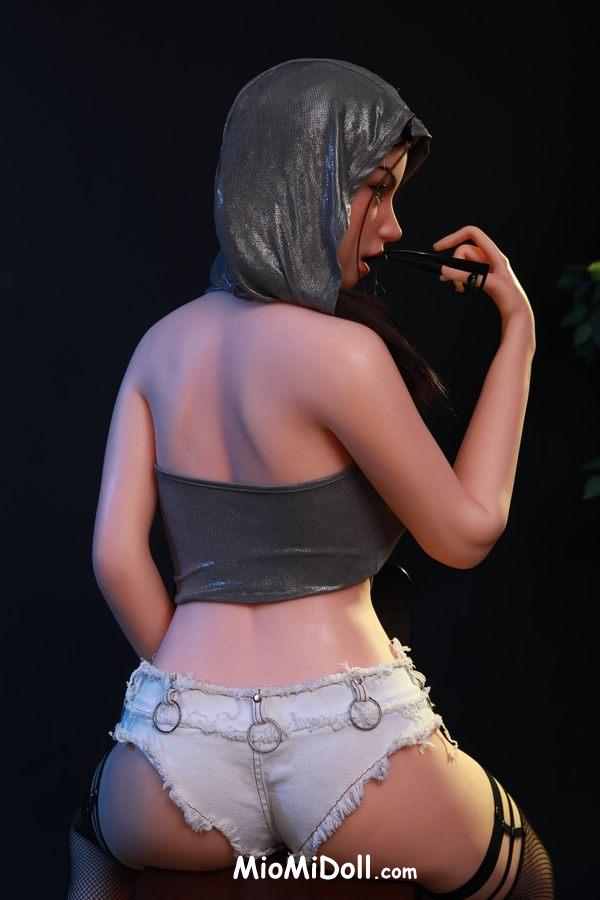 Diamond - Fakehub Bambola Sessuale Video Completo 4 Diamond - Fakehub Bambola Sessuale Video Completo