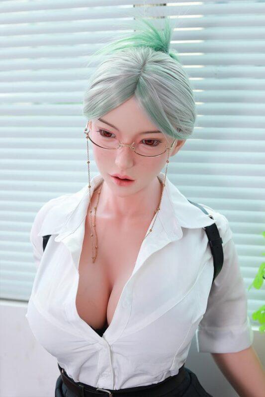 Jacqulyn - Sesso Con Bambola Lesbica